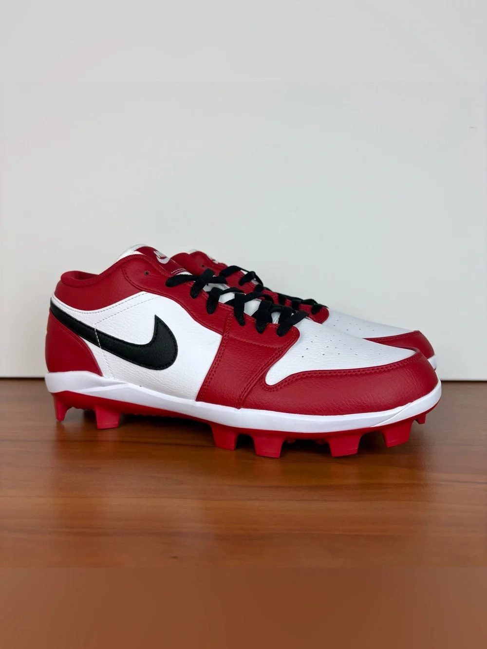 Nike Air Jordan 1 Retro MCS Low Baseball Cleats